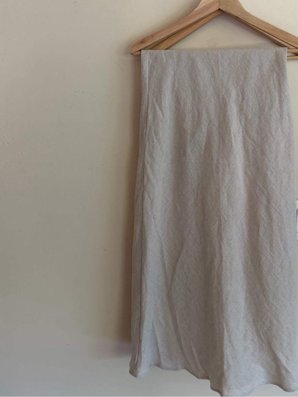 Handmade Linen Set - Picture 5 of 8